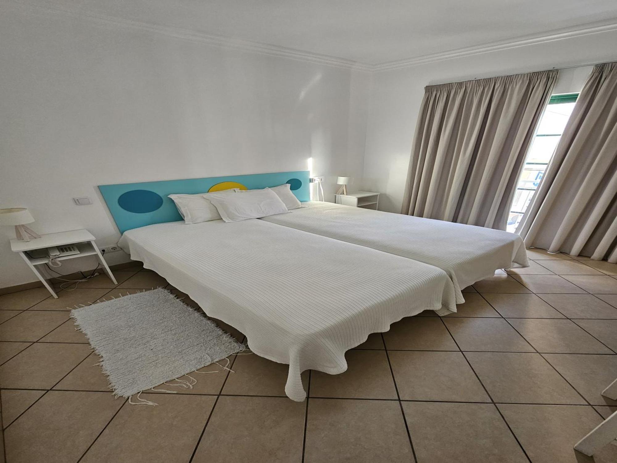 Hotel Adelaide ファロ エクステリア 写真